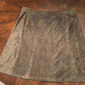 Versona  knee length suede like skirt